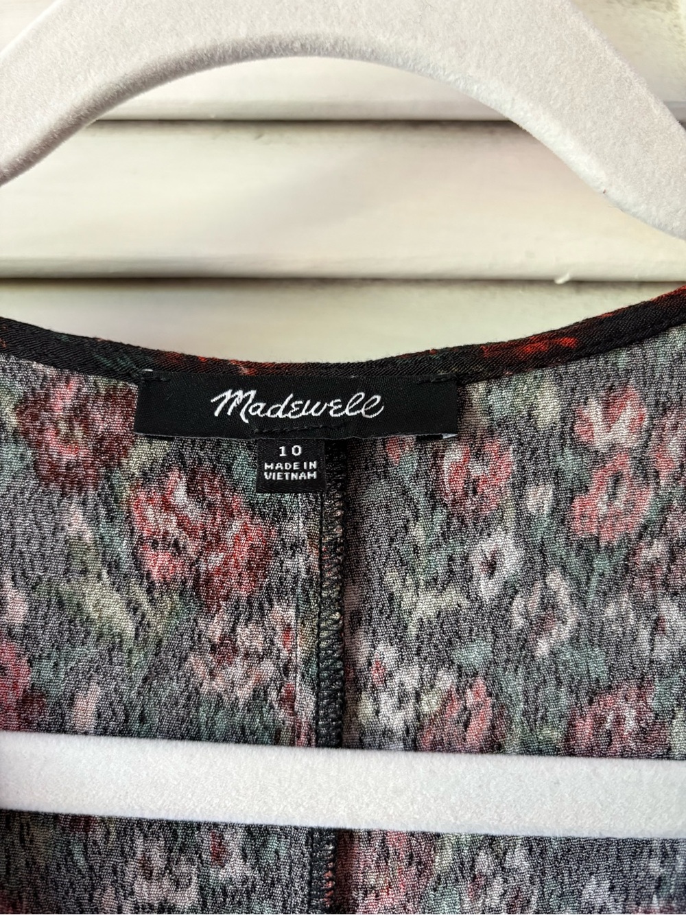 Madewell Floral Ruched Ruffle Midi Dress Black Red Romantic Size 10 - Picture 5 of 8